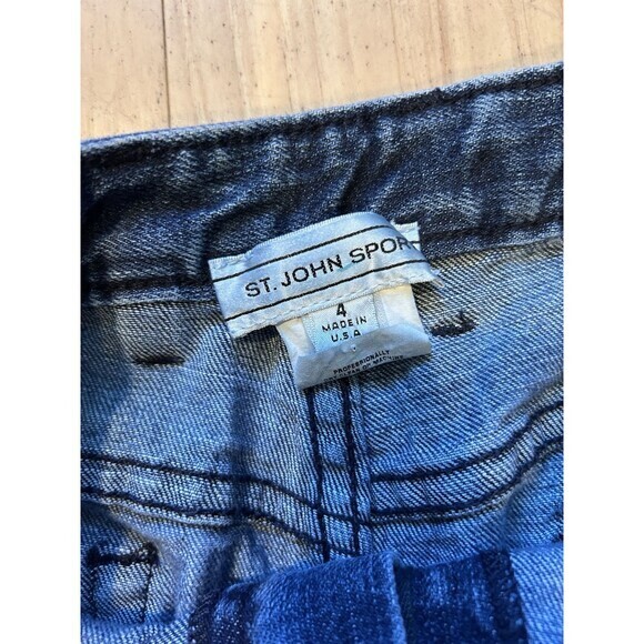 St. John Sport‎ Jeans Model 1641 SZ4 Petite - Picture 2 of 4